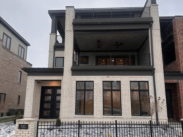 531 Village Green Dr, Carmel, IN 46032