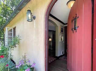 7 Nubanusit Ln, Peterborough, NH 03458