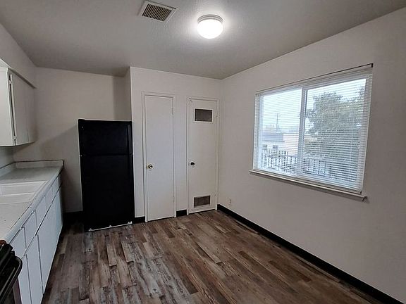 4th image of 4730 E Lamona Ave APT 203