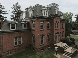 11 Whitehill Ter APT 8, Newburgh, NY 12550