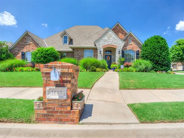 1617 Deer Park Dr, Edmond, OK 73003