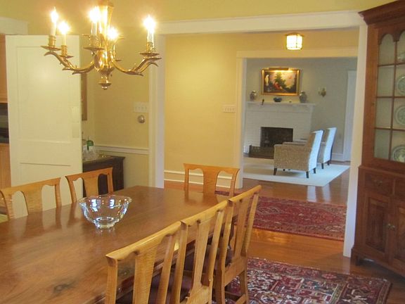 Formal dining room