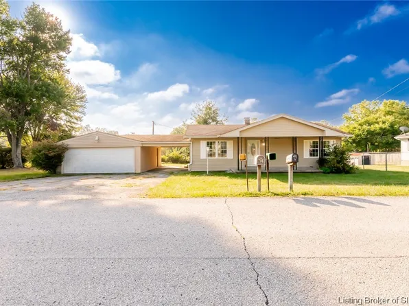 704 Castetter Road, Henryville, IN 47126
