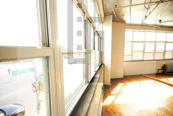 Rented by Loom Group | media 35