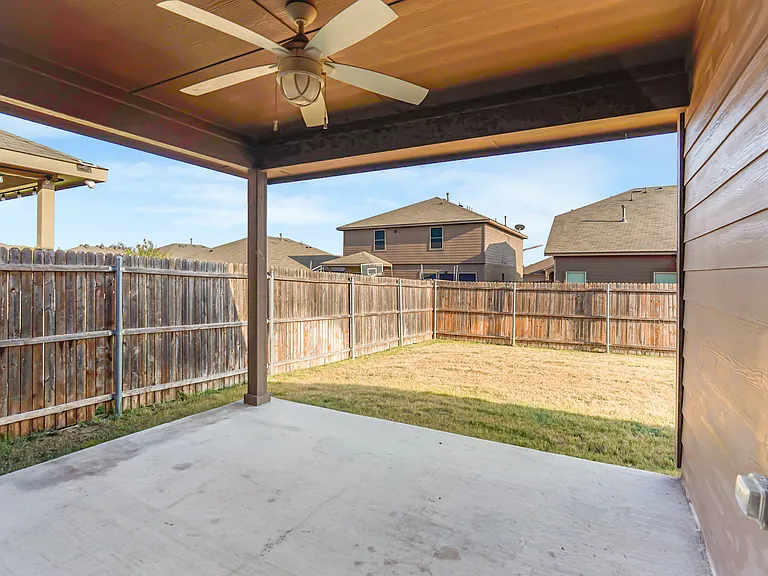 6353 Seagull Ln — Photo 19