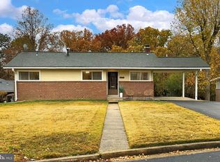 6011 Ridge View Dr, Alexandria, VA 22310