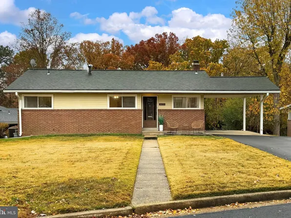6011 Ridge View Dr, Alexandria, VA 22310