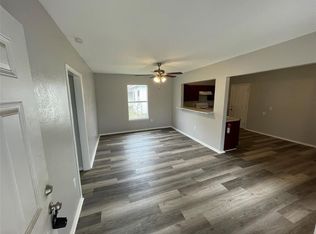 1708 W 5th St, Freeport, TX 77541