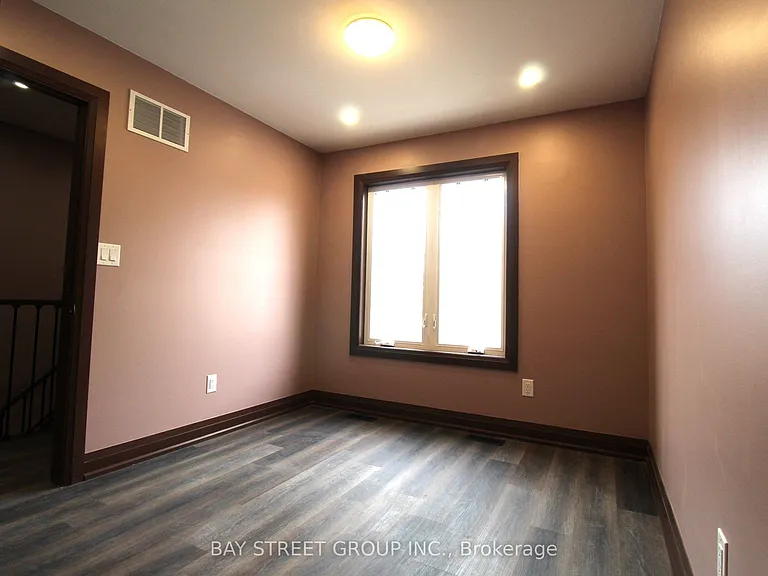 108 Chatham Ave — Photo 6