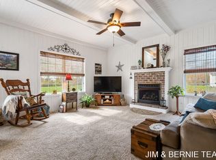 3762 Beeline Rd, Holland, MI 49424