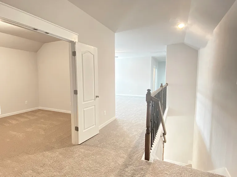 4011 Goldfinch Hvn — Photo 18