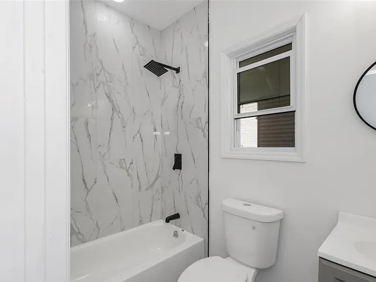 105 10th St #1 — Photo 18
