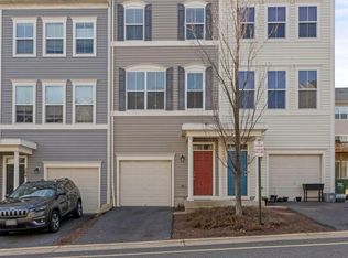 202 Shamrock Dr, Stafford, VA 22556