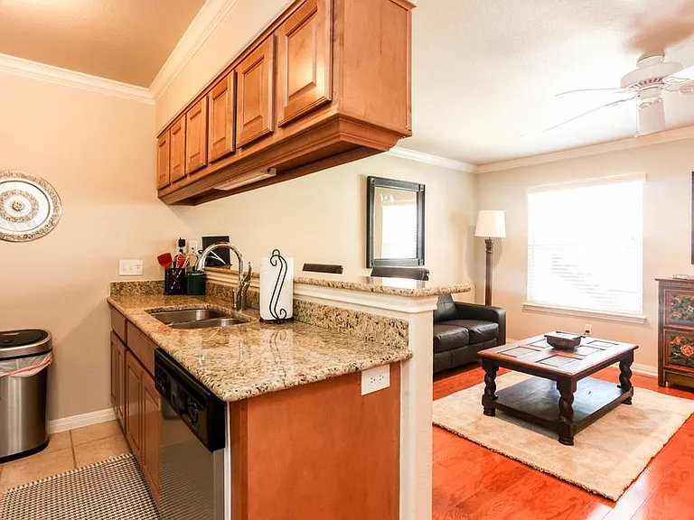1500 E Side Dr #117-A — Photo 7