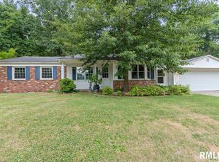 701 Diane Ct, Springfield, IL 62702