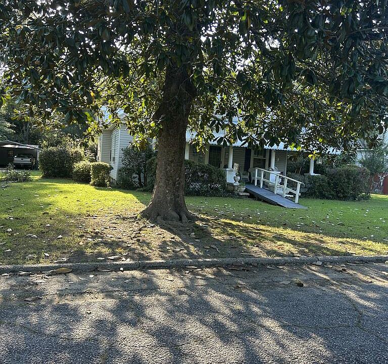 1st image of 612 Goolsby St