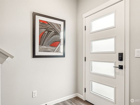 4th image of 12706 121st Street Ct E #113
