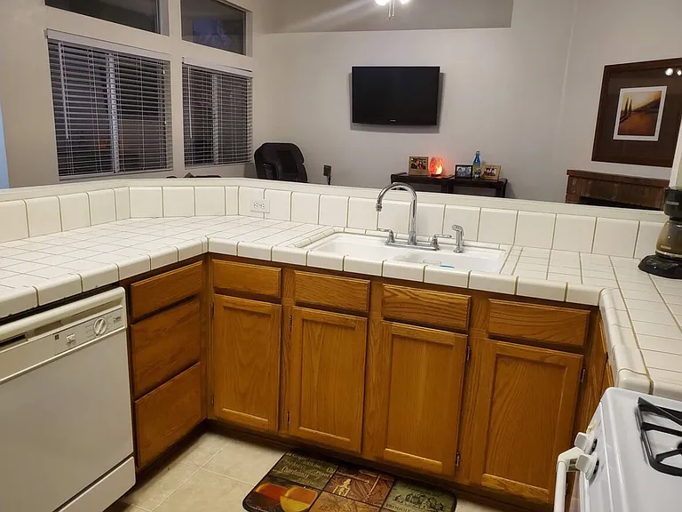 7604 Hidden Bridge Dr — Photo 23
