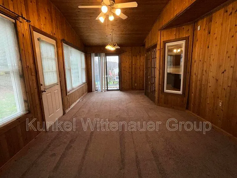 2020 Greenbrier Dr — Photo 13