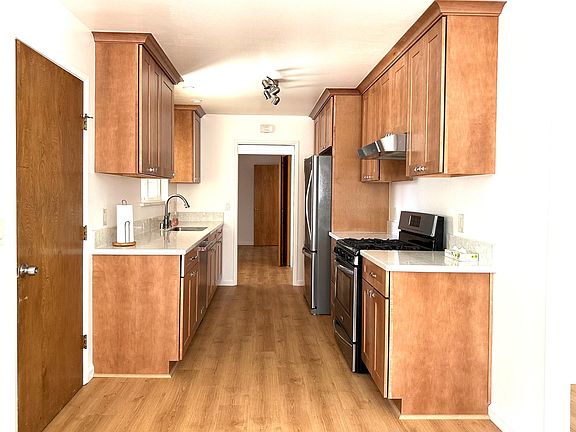 2nd image of 5145 Forest Glen Dr