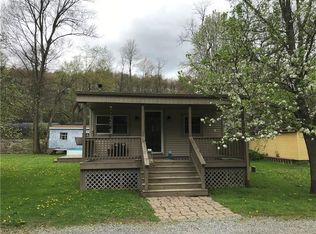 202 Eidenau Rd, Zelienople, PA 16063