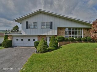 139 S Keyser Ave, Taylor, PA 18517