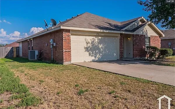 3 bed, 1900 sqft, $4,000 — Photo 3