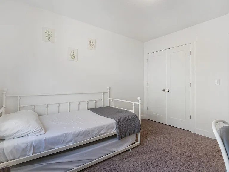 7152 N Brook Rdg — Photo 9