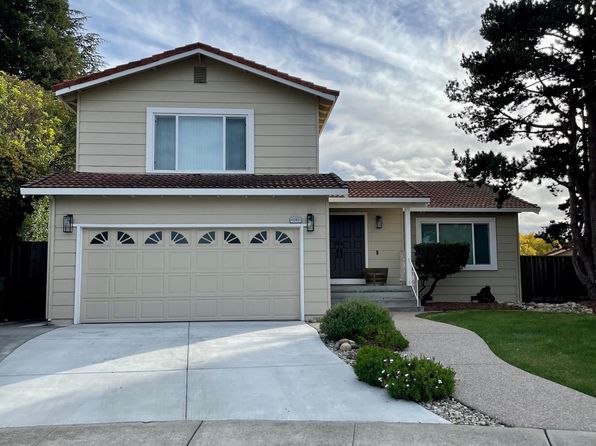 house with garage for rent