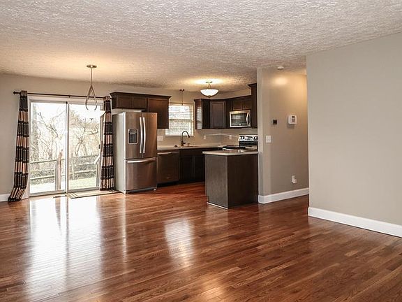 4th image of 6811 Beagle Dr
