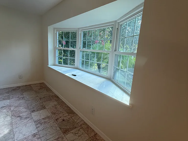 205 E Sweetwater Creek Dr — Photo 15