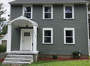 1717 W Shiawassee St, Lansing, MI 48915