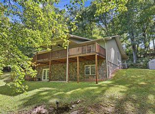 3318 Old Highway 64 E, Hayesville, NC 28904