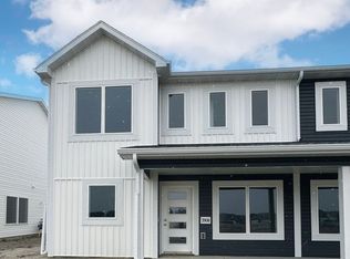 3824 Scorpio Dr SE, Mandan, ND 58554