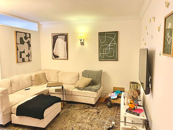 3rd image of 330 E 58th St APT 3F
