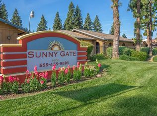 5120 E Kings Canyon Rd #69A9A7088, Fresno, CA 93727