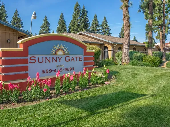 Sunny Gate Apartments