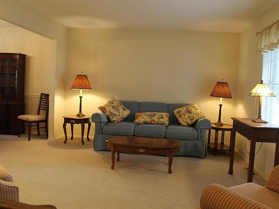 5th image of 936 Hunt Valley Dr
