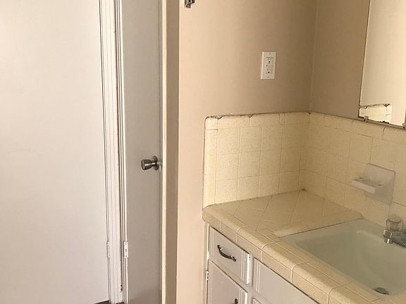 3rd image of 368 Welchwood Dr