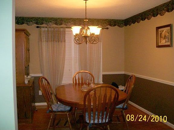 3rd image of 133 Landmark Ct