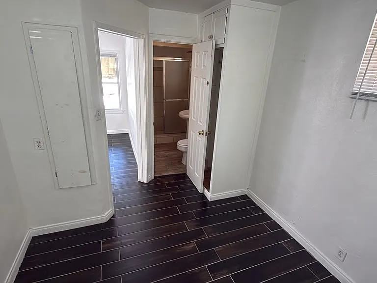 9723 Belmont St #9723-1/4 — Photo 17