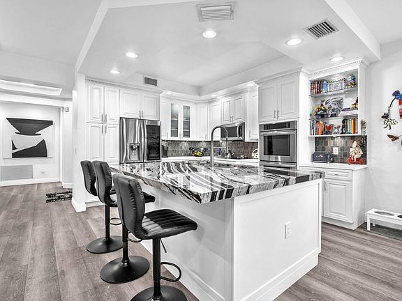 3rd image of 7601 Old Thyme Court #4a