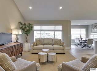 20064 Piney Creek Dr, Elkhorn, NE 68022