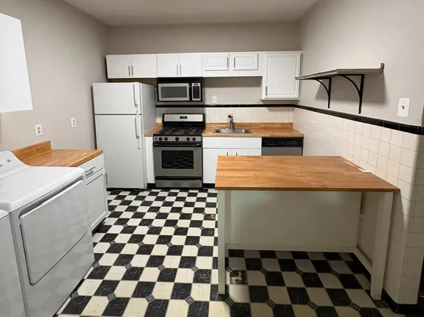 373 E Butler Ave #A, Ambler, PA 19002