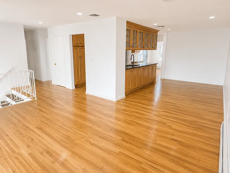 38 Valley Ln E #1 — Photo 15
