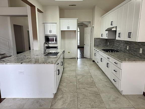 5th image of 2521 Cima Hill Dr