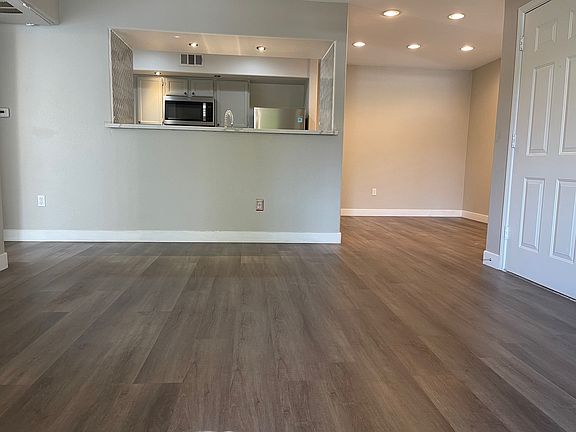 2nd image of 7255 W Sunset Rd #G