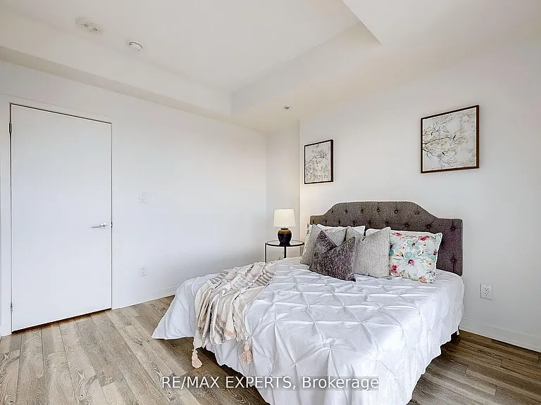 128 King St N #1202 — Photo 14