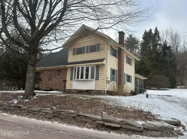 52 Bronson Rd, Sweet Valley, PA 18656