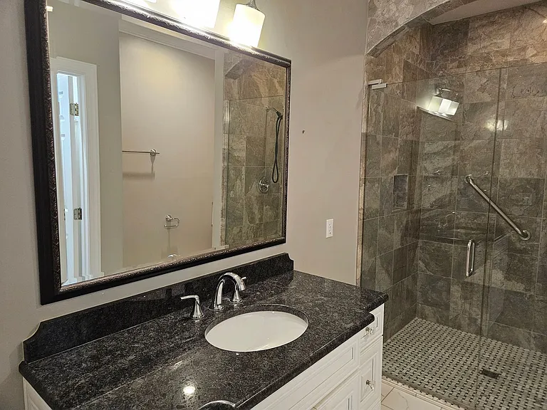 3214 Philmont Dr — Photo 17